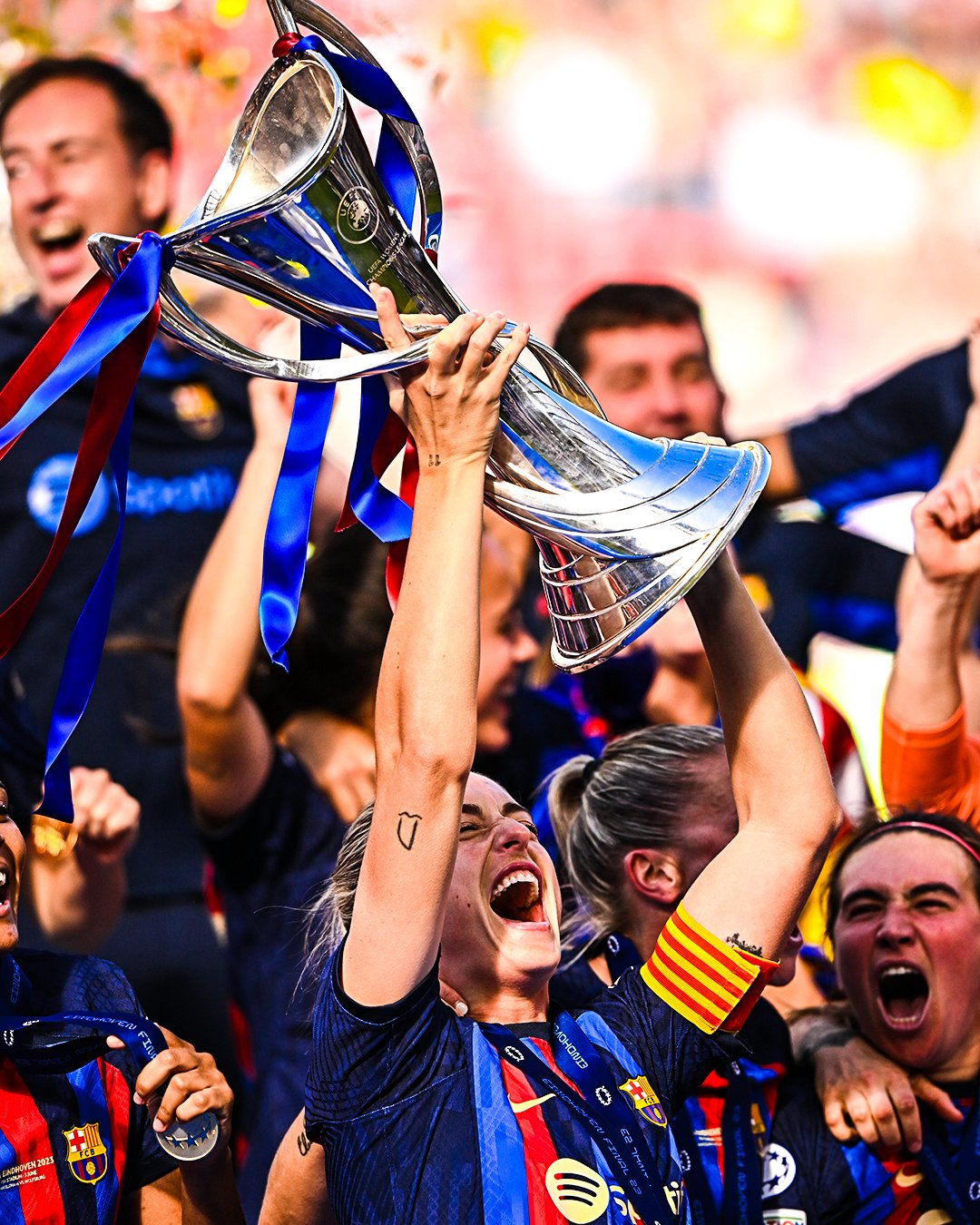 Kataloniyalı qızlardan möhtəşəm geridönüş