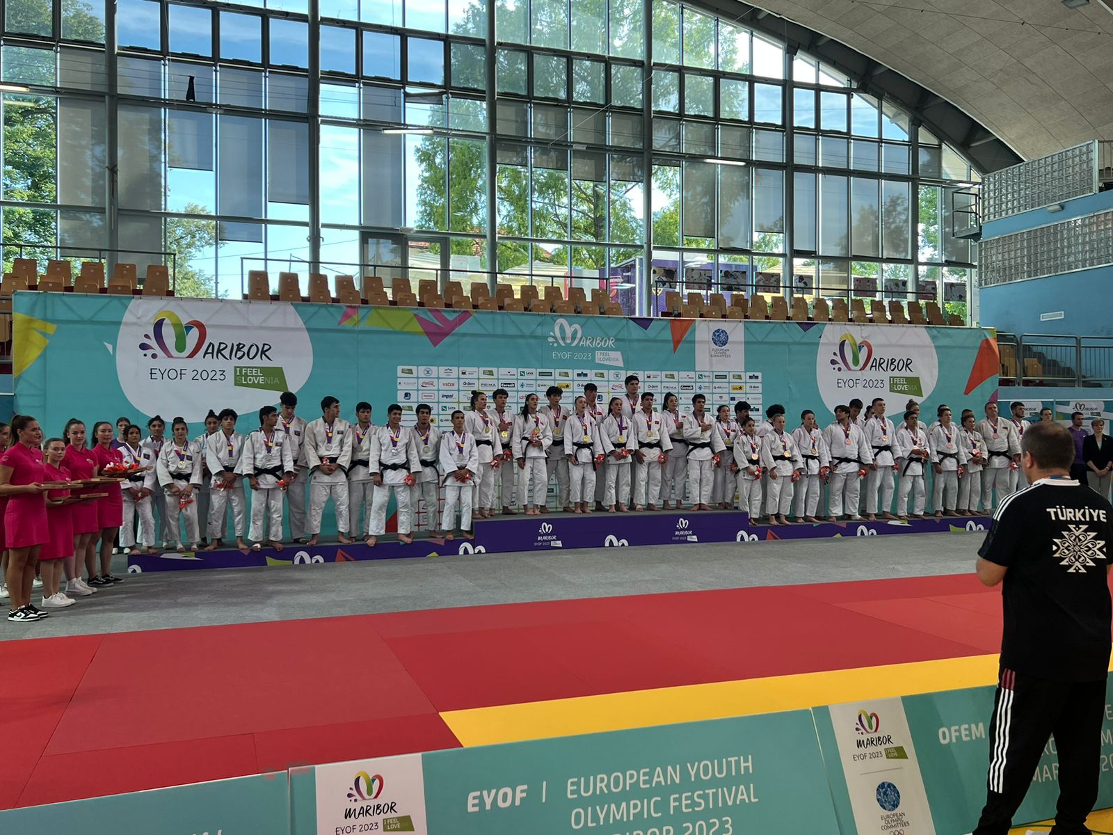 Azərbaycan komandası XVII Avropa Gənclər Olimpiya Festivalını 10 medalla başa vurdu&nbsp;- FOTO&nbsp; YENİLƏNİB
