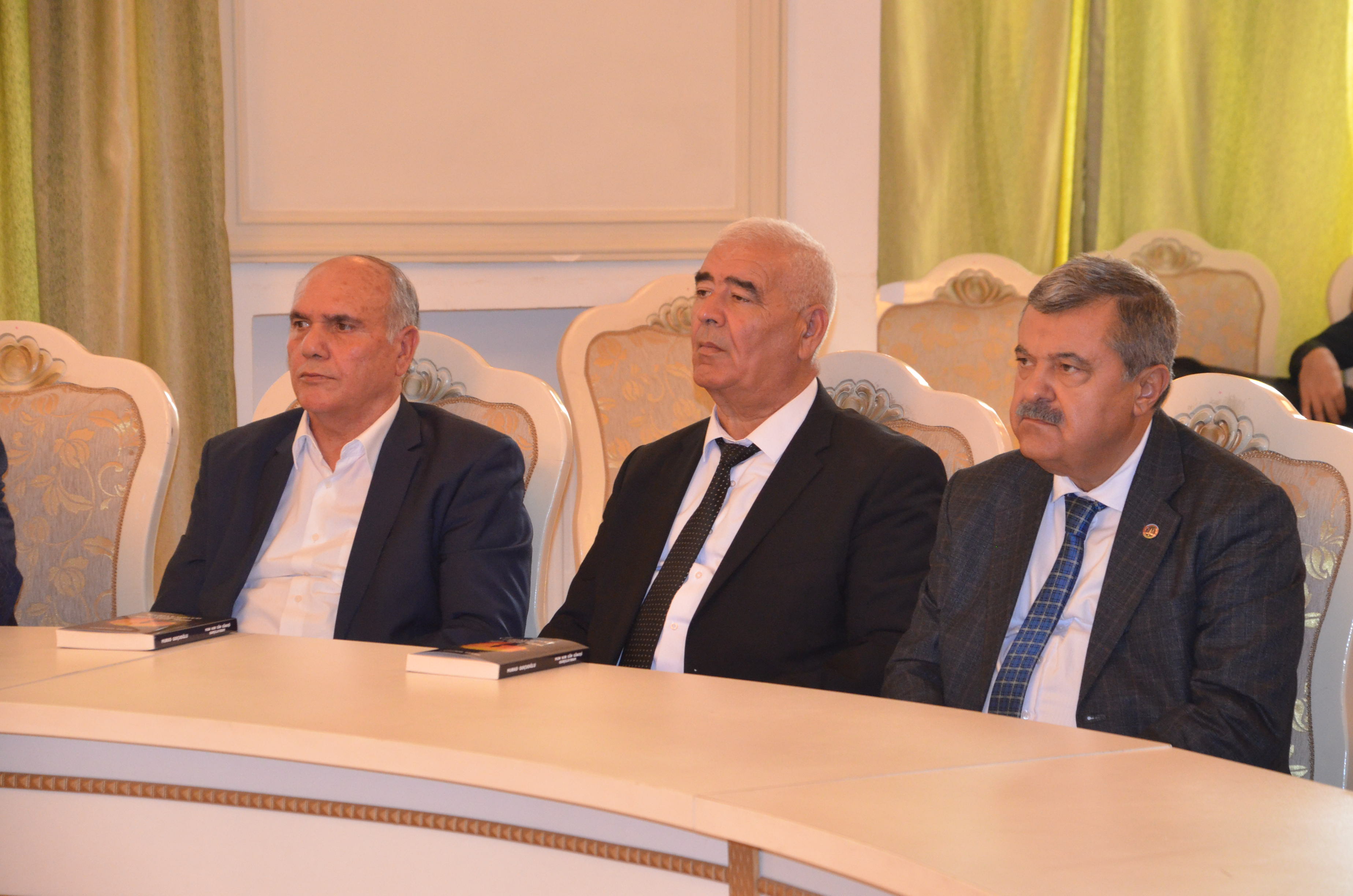 Murad Qoçuoğlunun &ldquo;Mən hər gün günəşi qarşılayıram&rdquo; kitabının təqdimatı olub - FOTO
