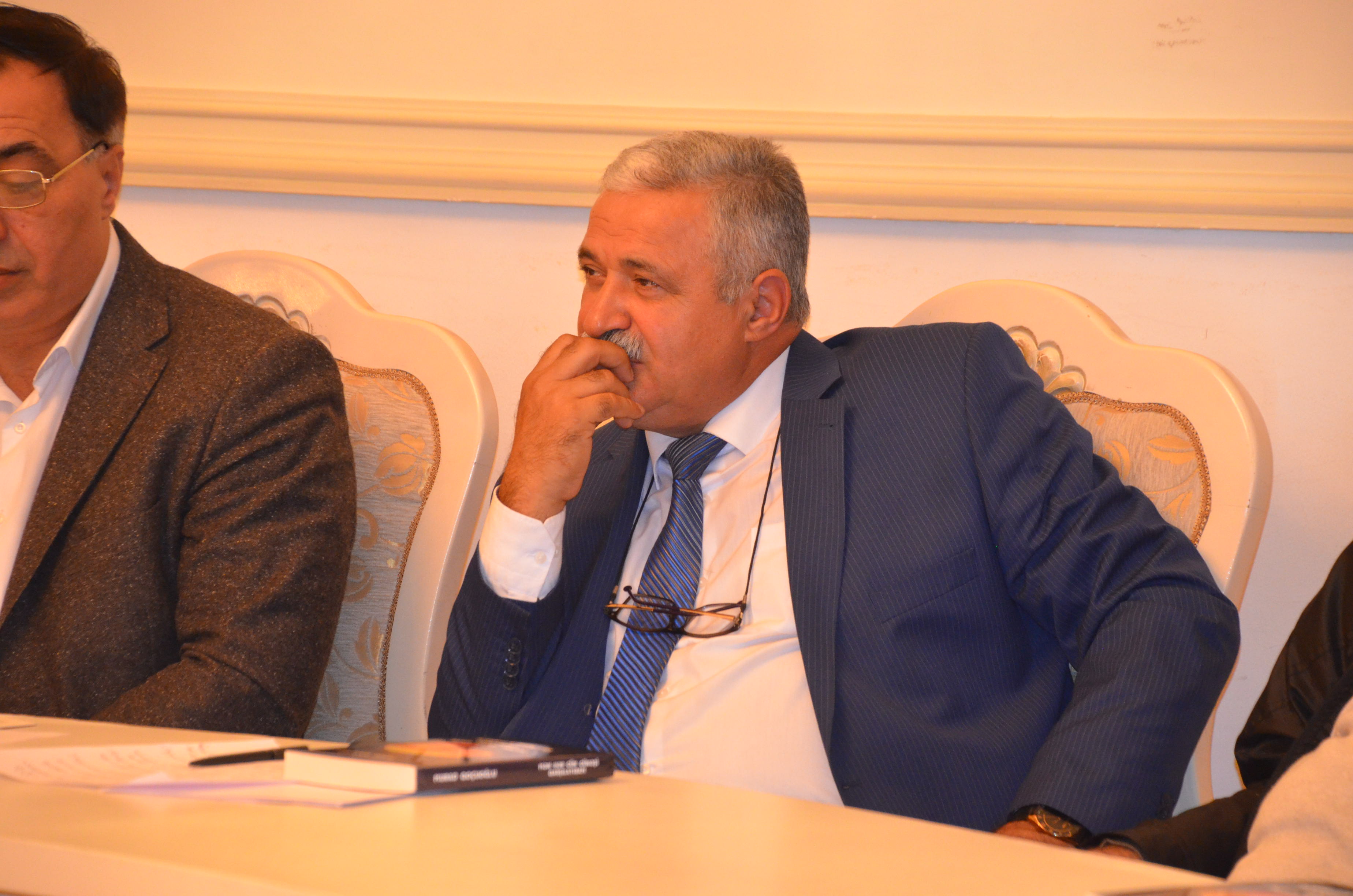 Murad Qoçuoğlunun &ldquo;Mən hər gün günəşi qarşılayıram&rdquo; kitabının təqdimatı olub - FOTO