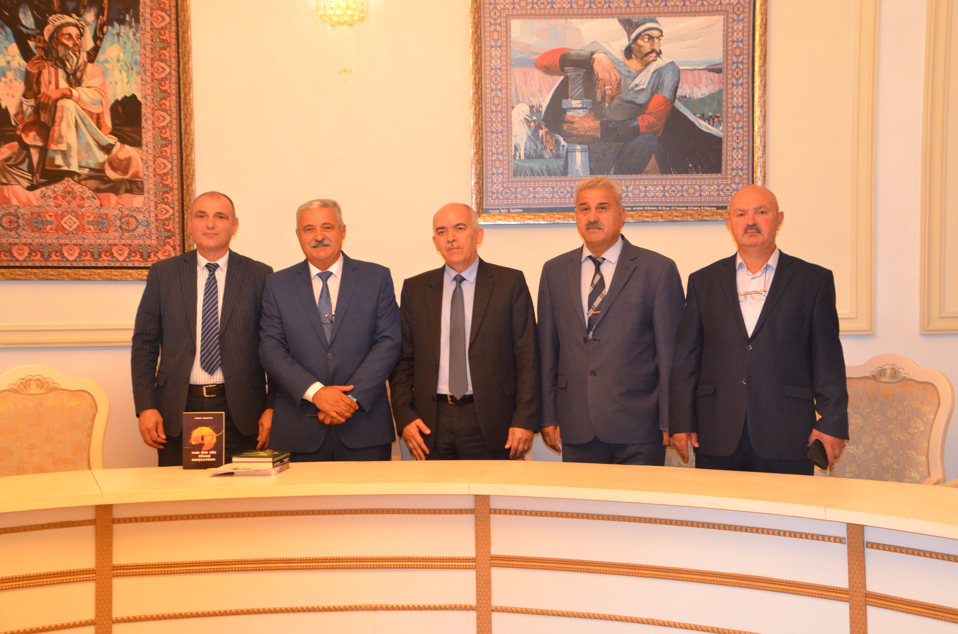 Murad Qoçuoğlunun &ldquo;Mən hər gün günəşi qarşılayıram&rdquo; kitabının təqdimatı olub - FOTO