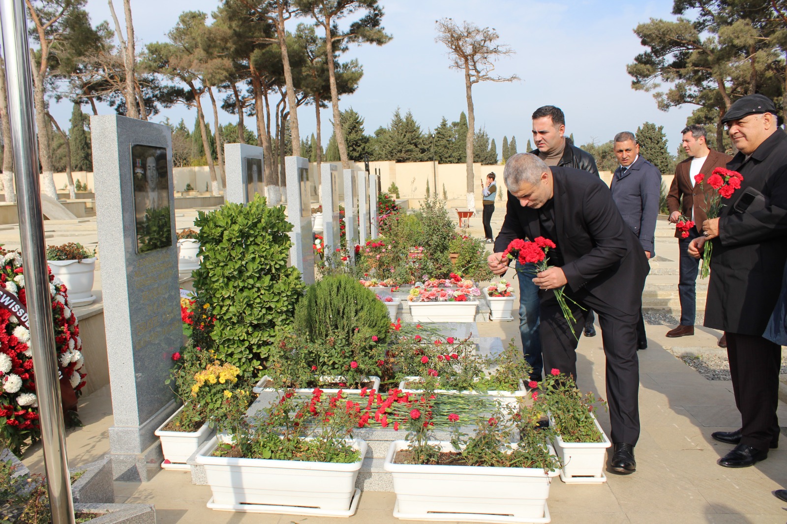 IV &ldquo;Raquf Orucov Kuboku&rdquo;: turnir təşkilatçıları Fəxri xiyabanı və Şəhidlər xiyabanını ziyarət ediblər