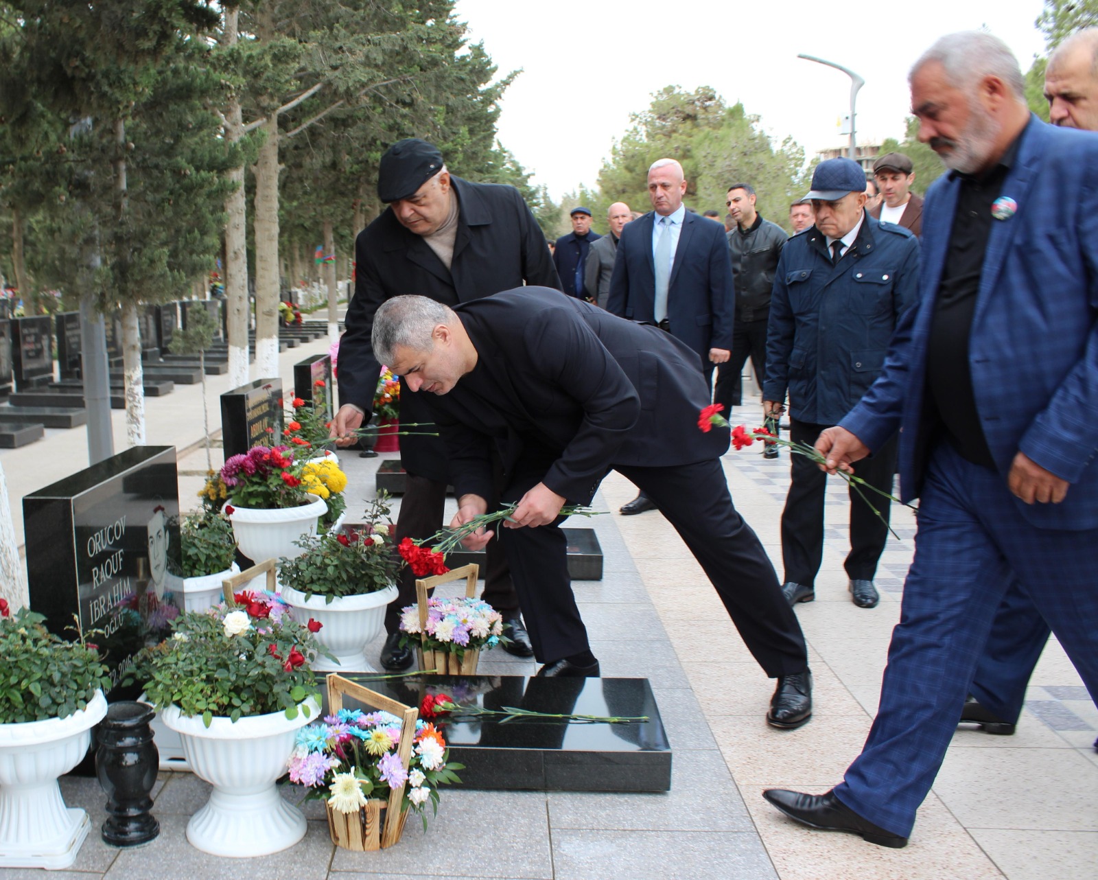 IV &ldquo;Raquf Orucov Kuboku&rdquo;: turnir təşkilatçıları Fəxri xiyabanı və Şəhidlər xiyabanını ziyarət ediblər
