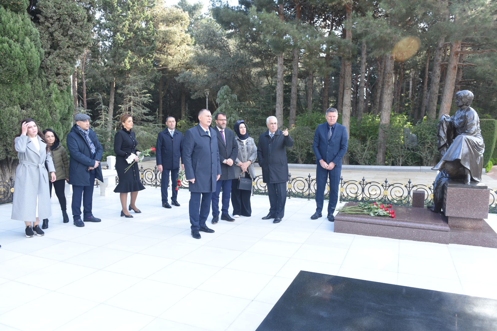 Atletika üzrə yeni məşq bazasının açılışı olub - FOTO