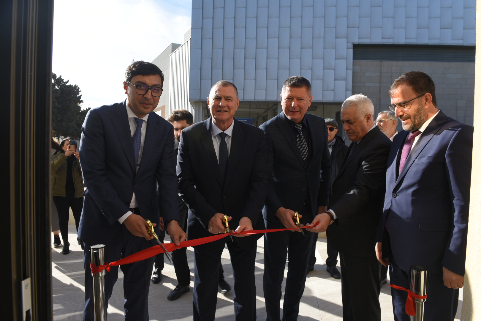 Atletika üzrə yeni məşq bazasının açılışı olub - FOTO