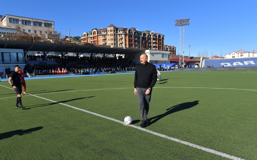 Prezident İlham Əliyev Xankəndi stadionunda çıxış edib