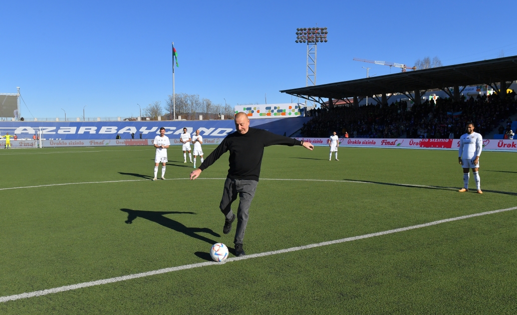 Prezident İlham Əliyev Xankəndi stadionunda çıxış edib