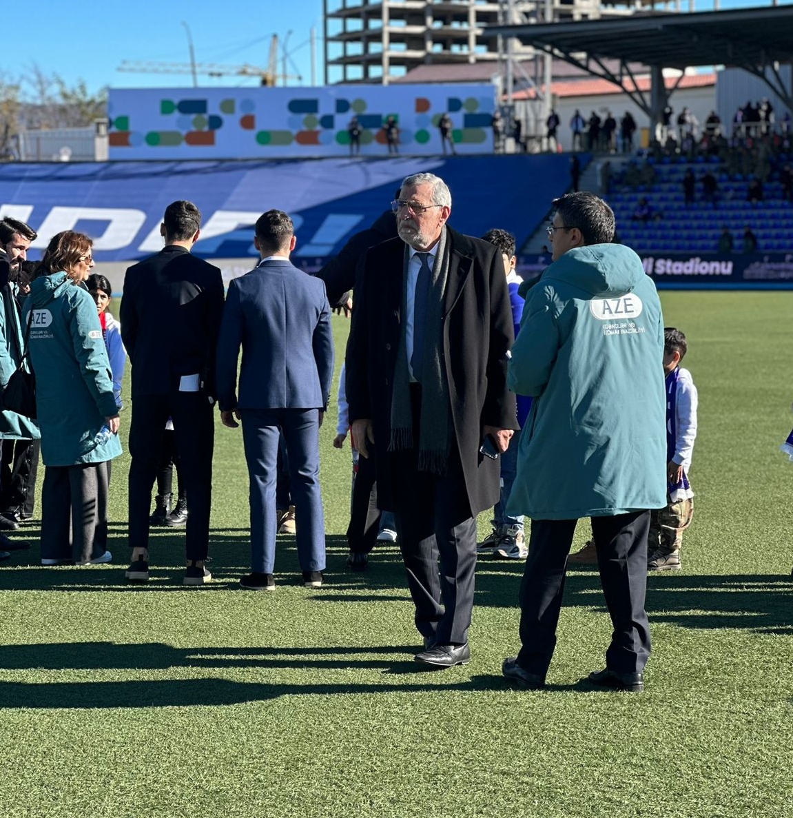 Xankəndi şəhər stadionunda 30 illik fasilədən sonra tarixi futbol oyunu keçirilib