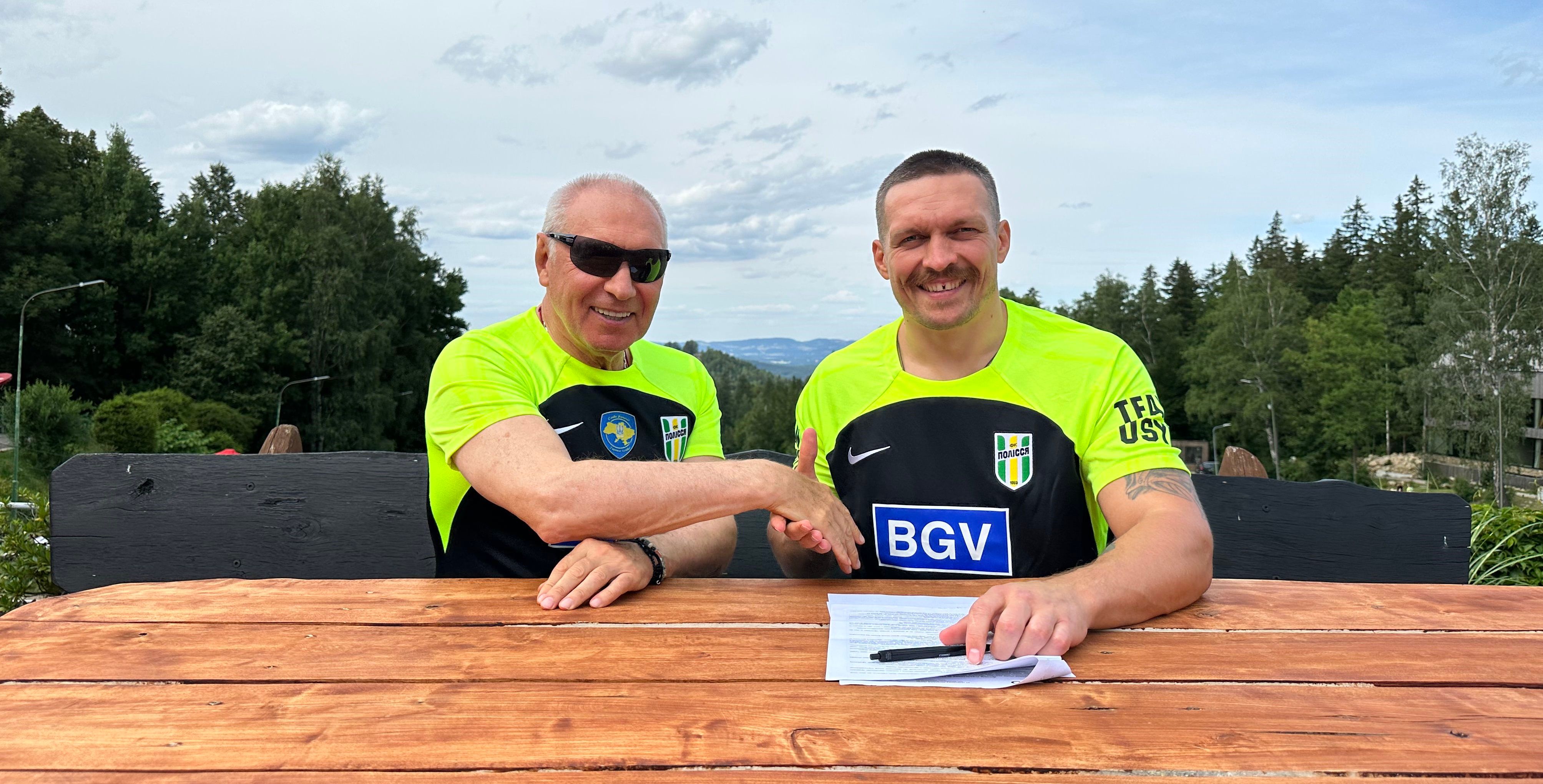 Aleksandr Usik futbola dəvət olunub