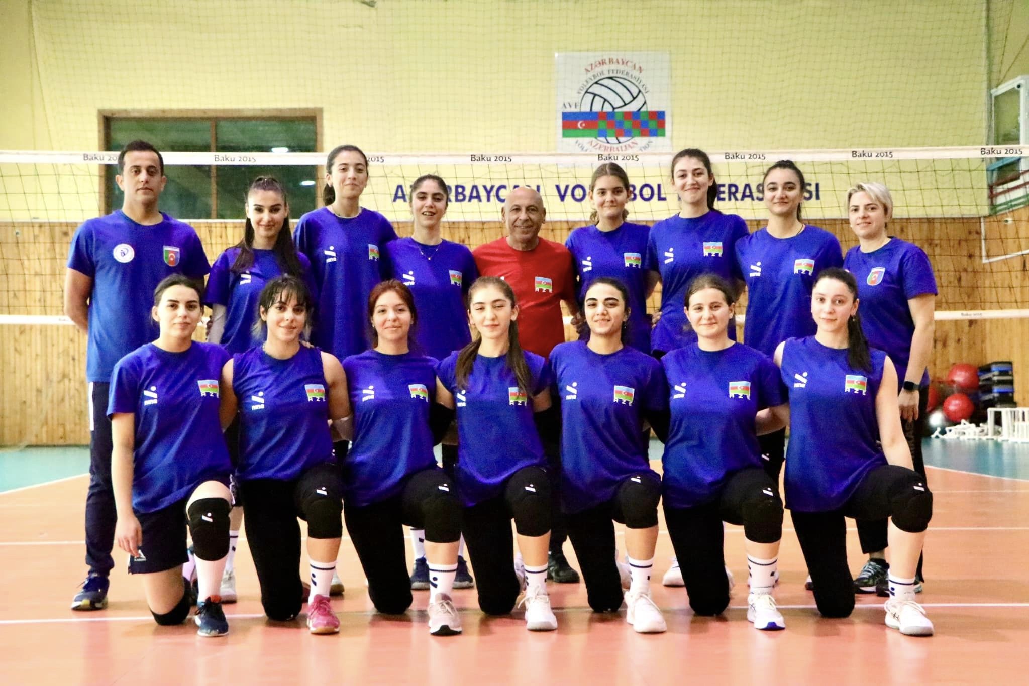 Voleybolçularımızın EEVZA çempionatın hazırlığı davam edir
