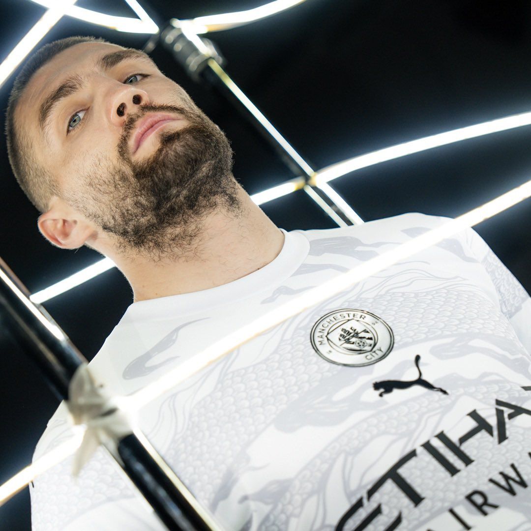 &laquo;Şəhərlilər&raquo; &laquo;Əjdaha ili&raquo;ndə belə geyinəcəklər - FOTO