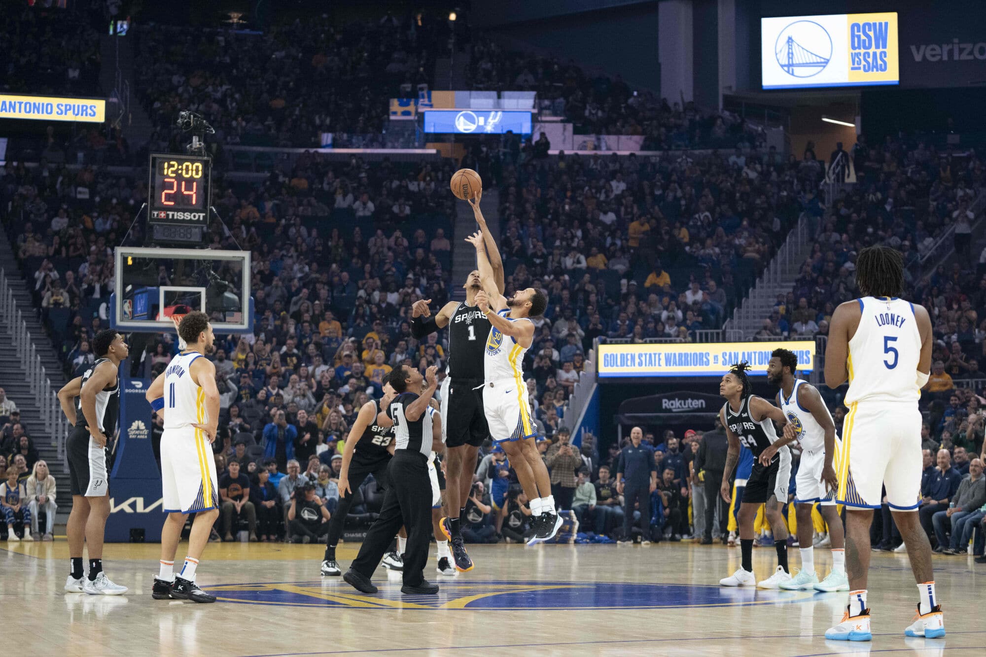 NBA: Komandaların hamısı 100 xal həddini keçib