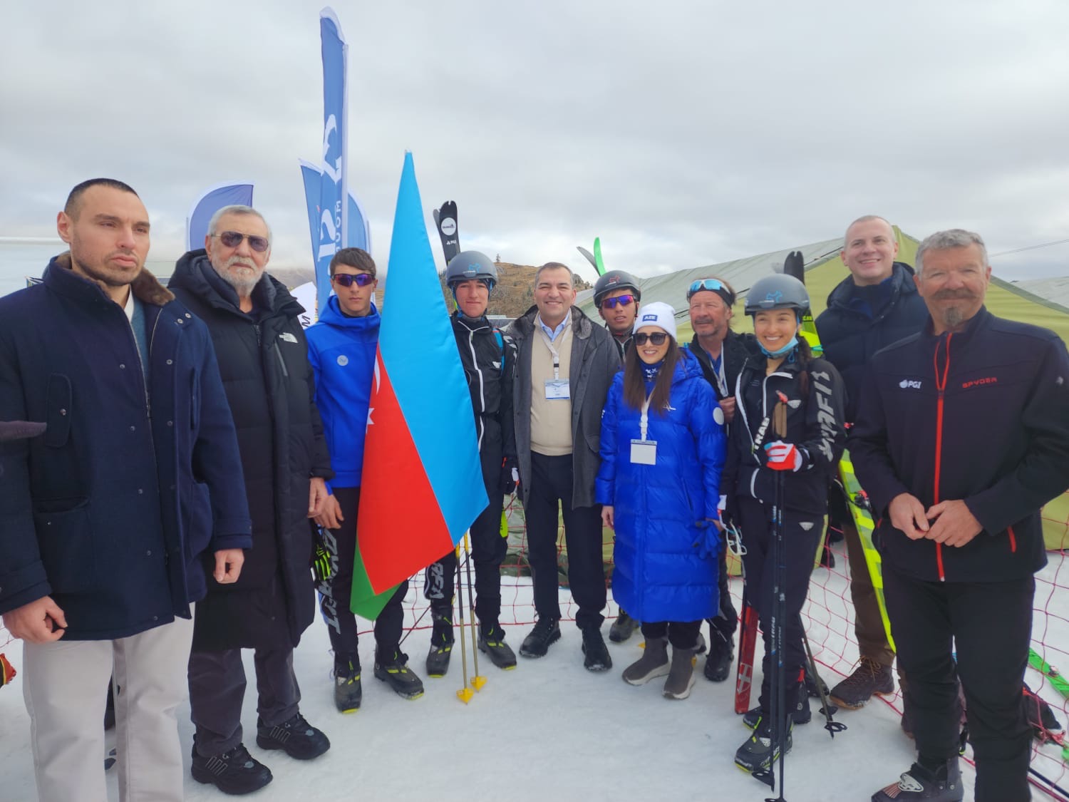 Şahdağda beynəlxalq xizək alpinizmi yarışı keçirilir