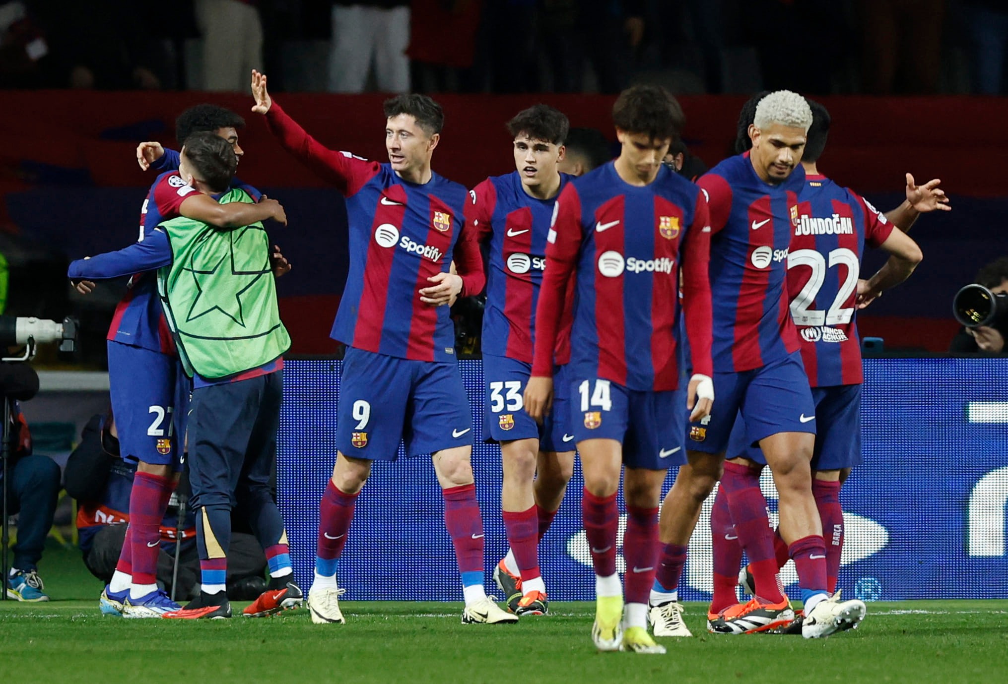 Çempionlar Liqası: "Barselona" və "Arsenal" 1/4 finalda