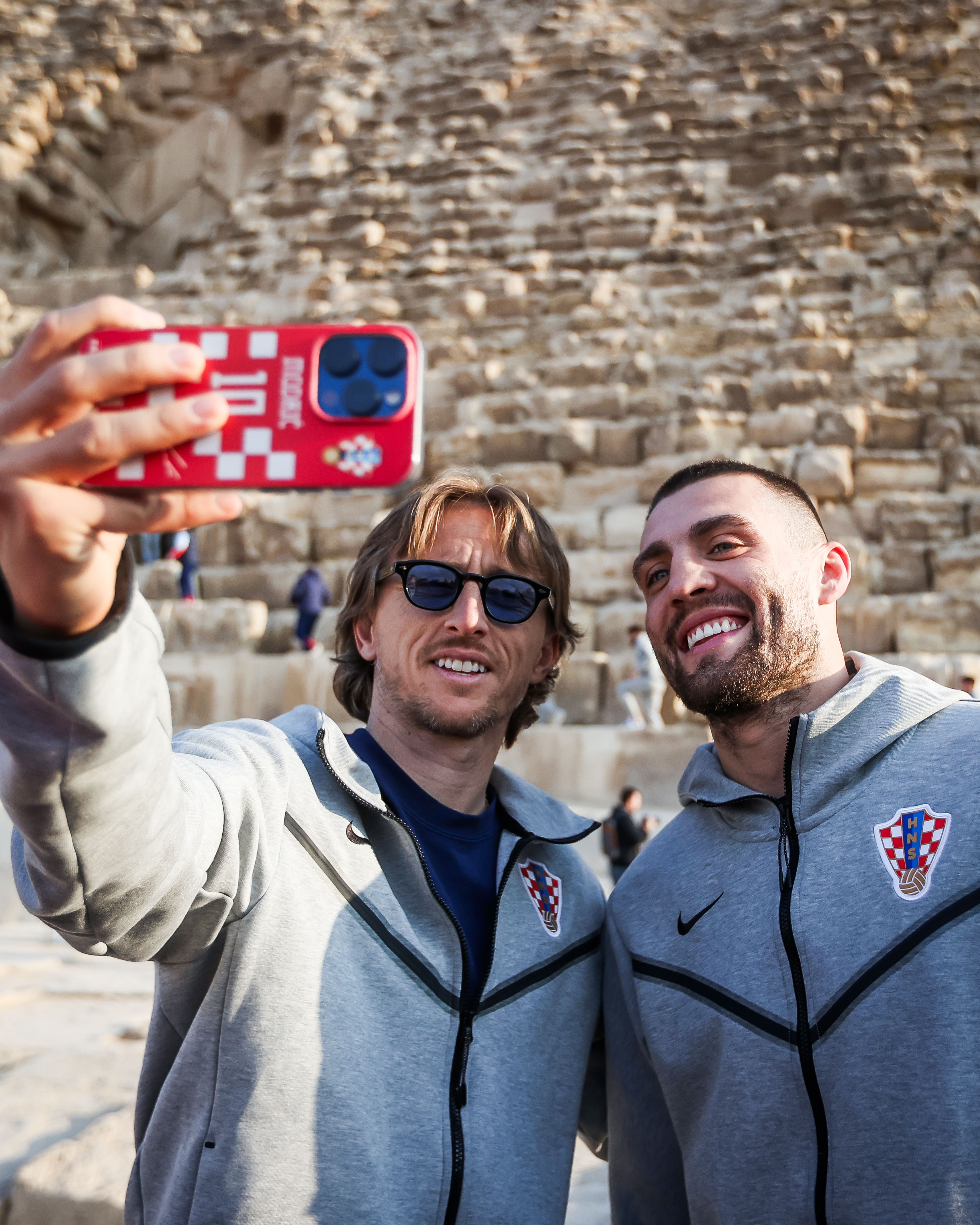 "Damalılar" piramida önündə "kvadrat" oynadılar &nbsp;- FOTO