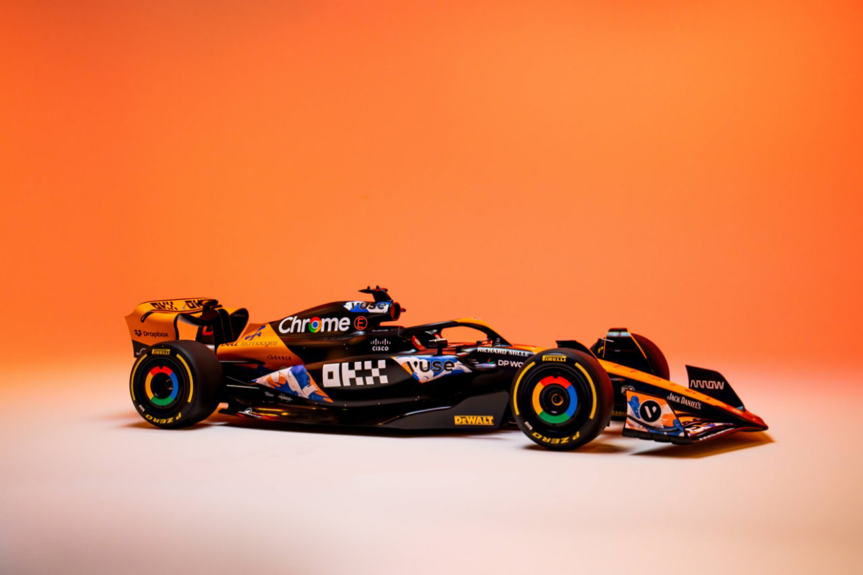 "McLaren" Yaponiyaya yeni rənglə yollanır - FOTO 