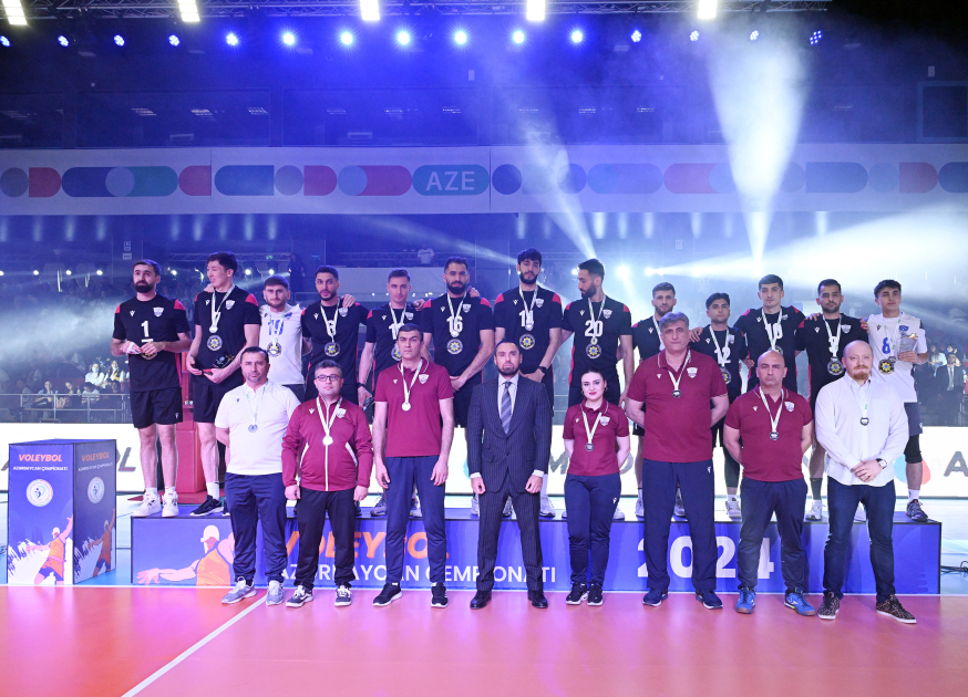 Voleybol üzrə Azərbaycan çempionatının qalibləri mükafatlandırılıb - FOTO