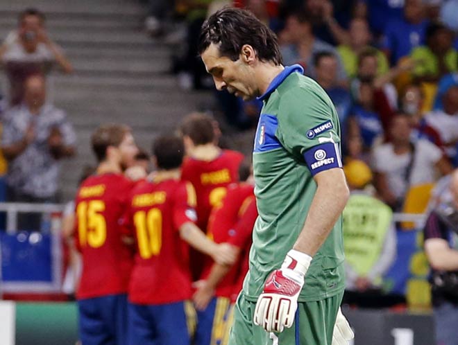 Buffon 12 il&nbsp;əvvələ&nbsp;qayıtdı