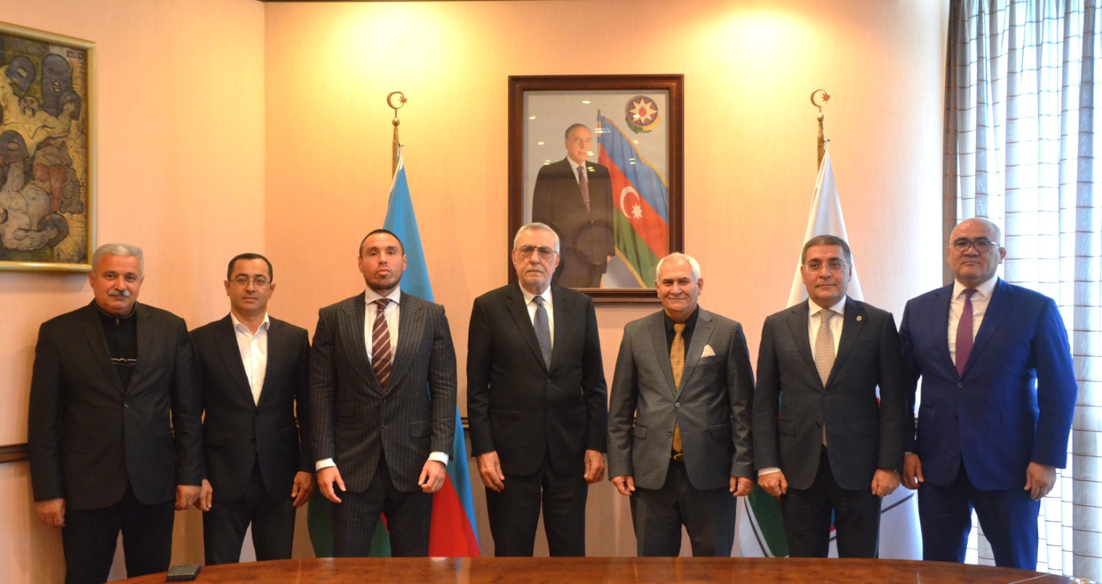 MOK-da Beynəlxalq Ağırlıqqaldırma Federasiyasının prezidenti Məhəmməd Caludla görüş olub