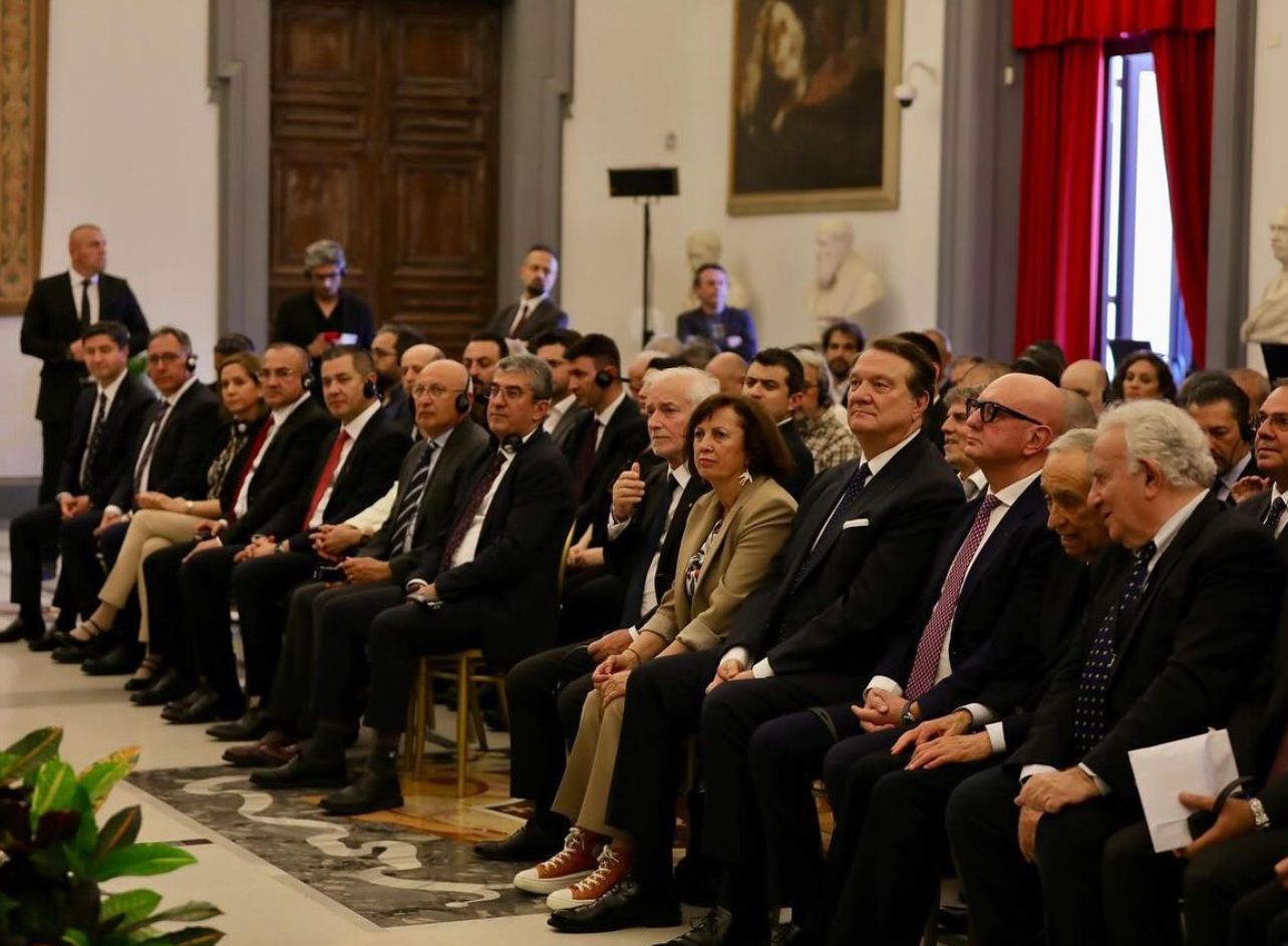 İstanbulun IV Avropa Oyunlarına ev sahibliyi etməsi ilə bağlı imzalanma mərasimi keçirilib