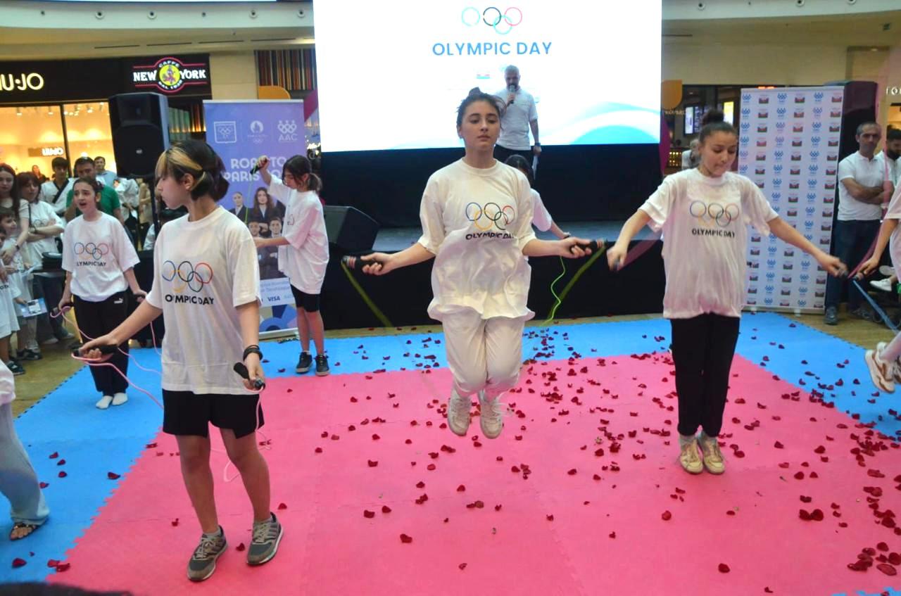 &ldquo;Park Bulvar&rdquo;da Beynəlxalq &ldquo;Olimpiya Günü&rdquo; və &ldquo;Parisə gedən yol&rdquo; əyləncəli festivalı keçirilib