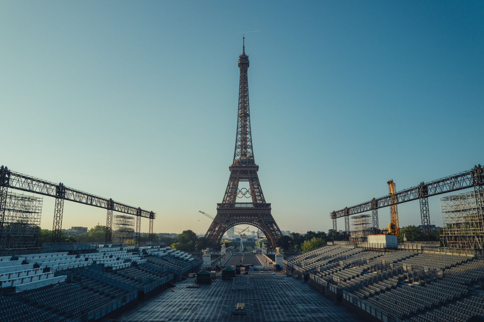 Paris-2024: Olimpiya halqaları Eyfel qülləsinin üzrinə yerləşdirilib