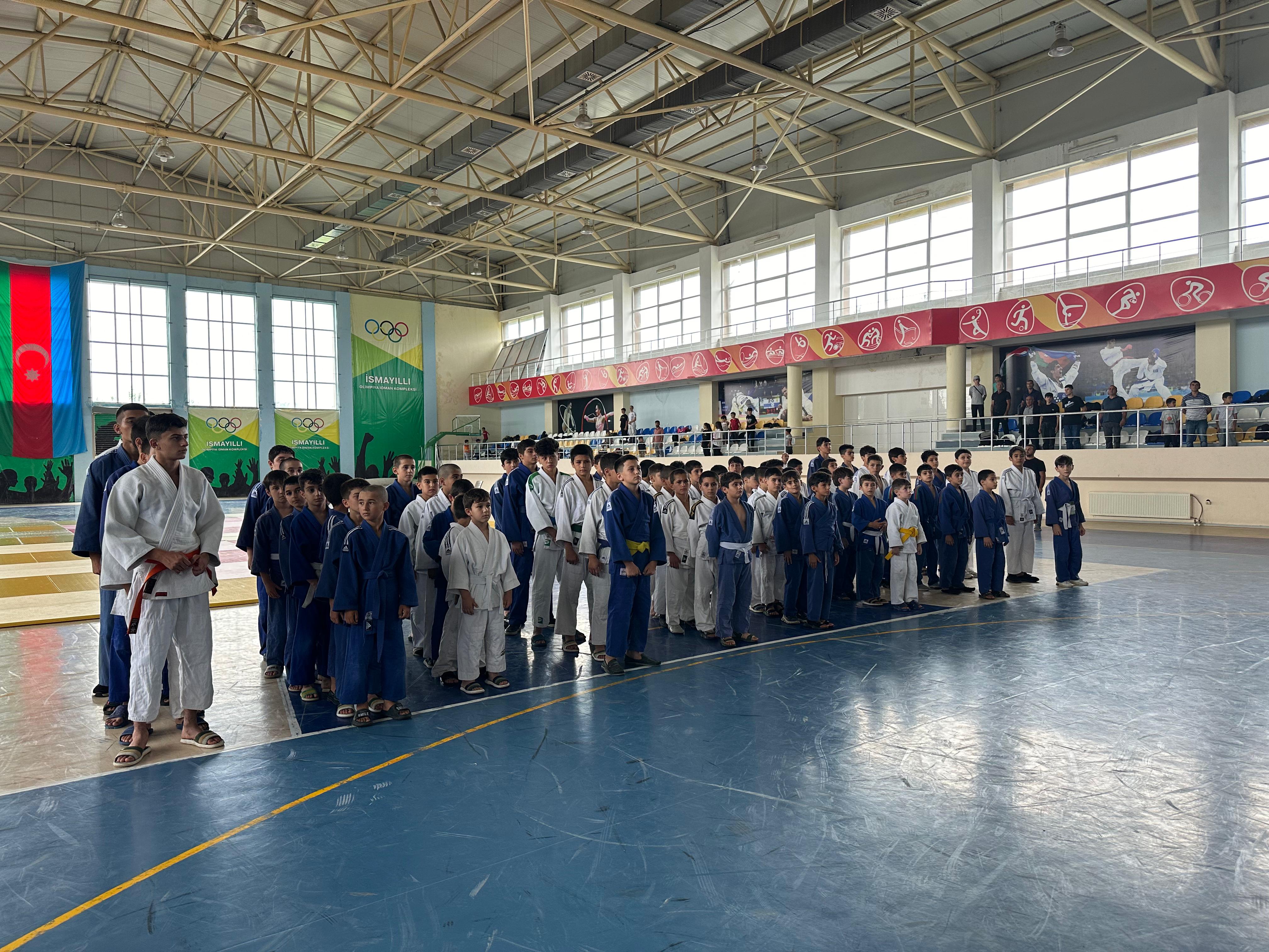 İsmayıllıda Vətən müharibəsi şəhidlərinin xatirəsinə həsr olunmuş cüdo turniri keçirilib&nbsp;