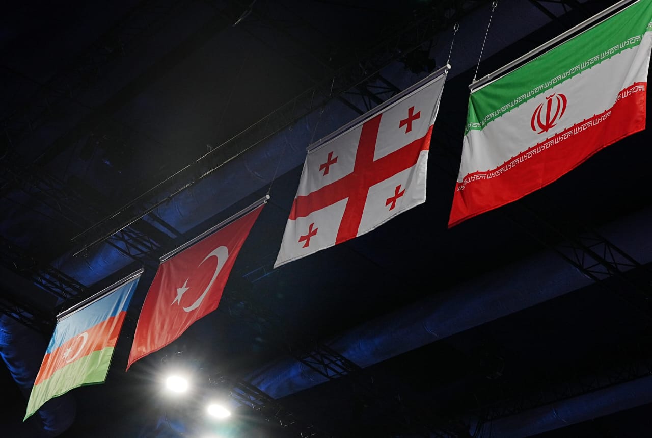 Sərbəst güləşçimizə Paris-2024-ün bürünc medalı təqdim edildi