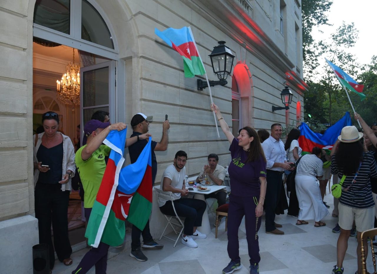 “Azərbaycan Olimpiya Evi”ndə XXXIII Yay Olimpiya Oyunlarında medal qazanmış idmançılarımızla görüş olub