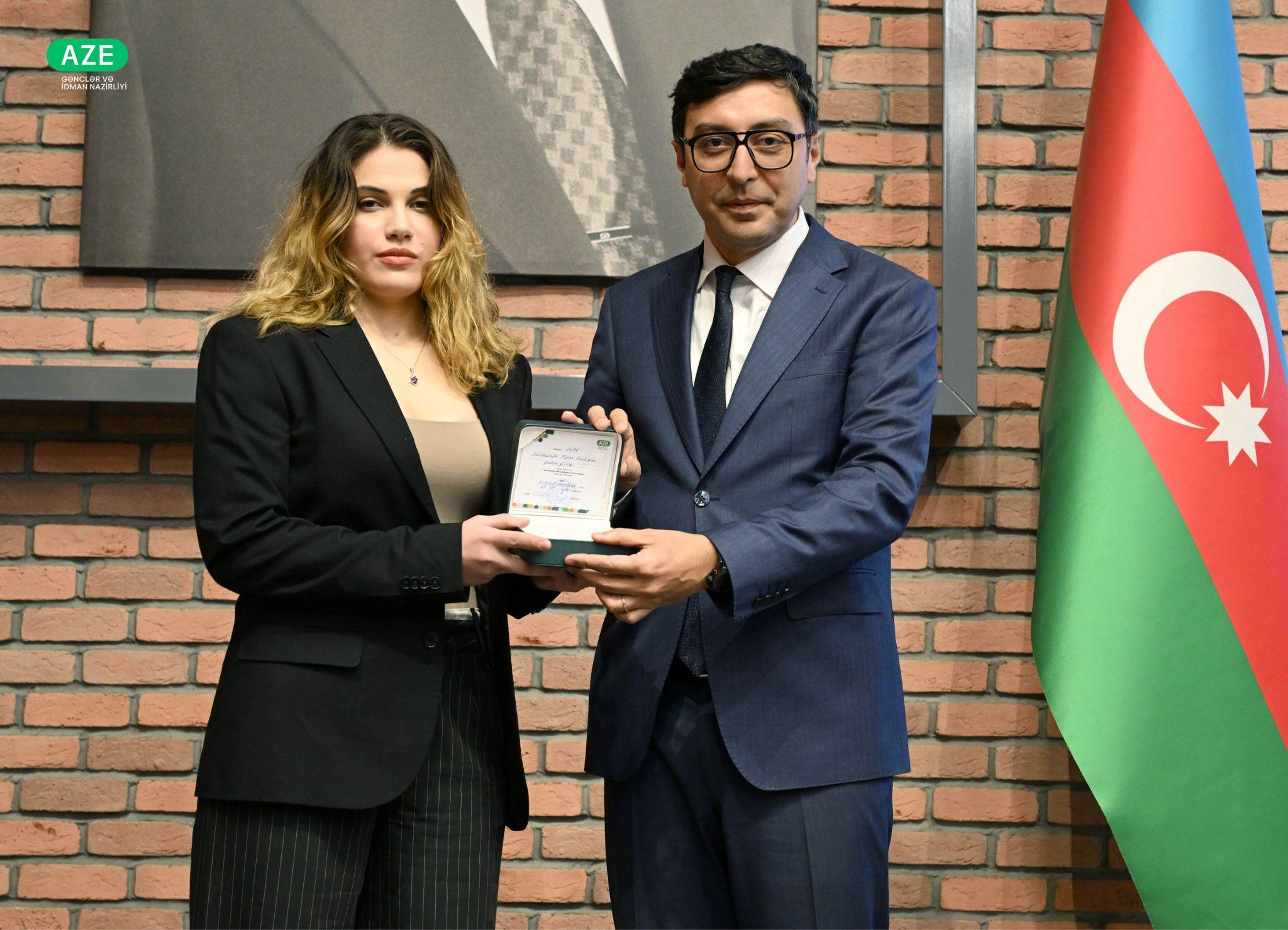 Ötən ay beynəlxalq yarışlarda uğurla çıxış etmiş idmançılarla görüş olub