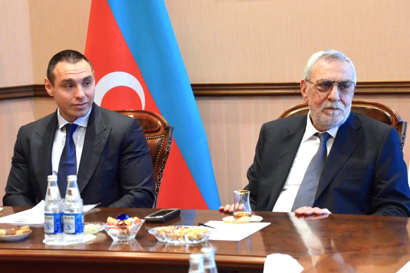 MOK-un İcraiyyə Komitəsinin yeni tərkibdə növbəti iclası keçirilib