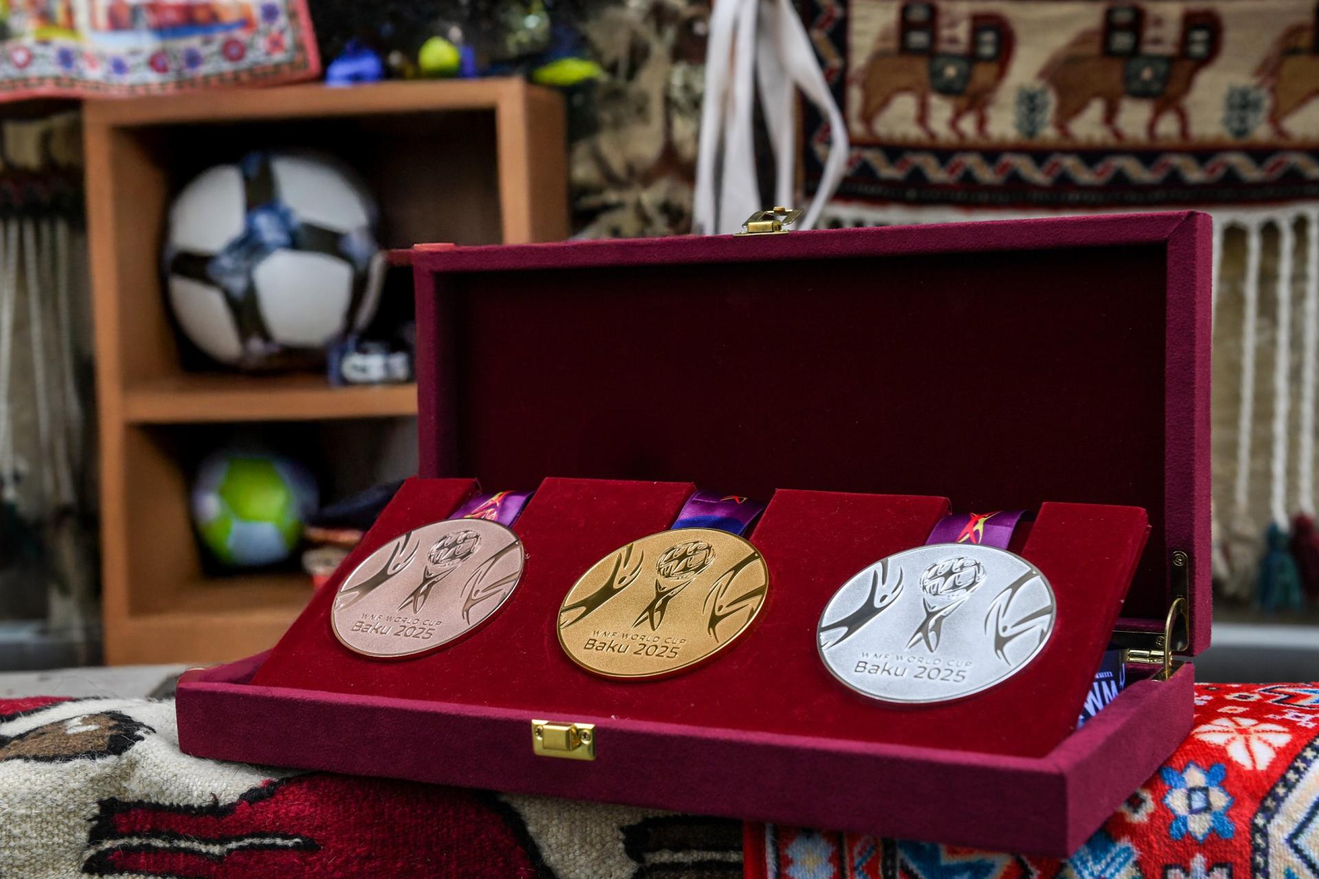 Bakıdakı dünya çempionatının medalları təqdim olundu