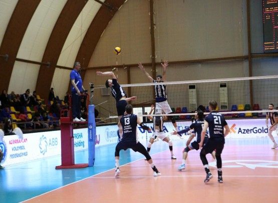 Kişi voleybolçuların Yüksək Liqasında pley-off həyəcanı başladı