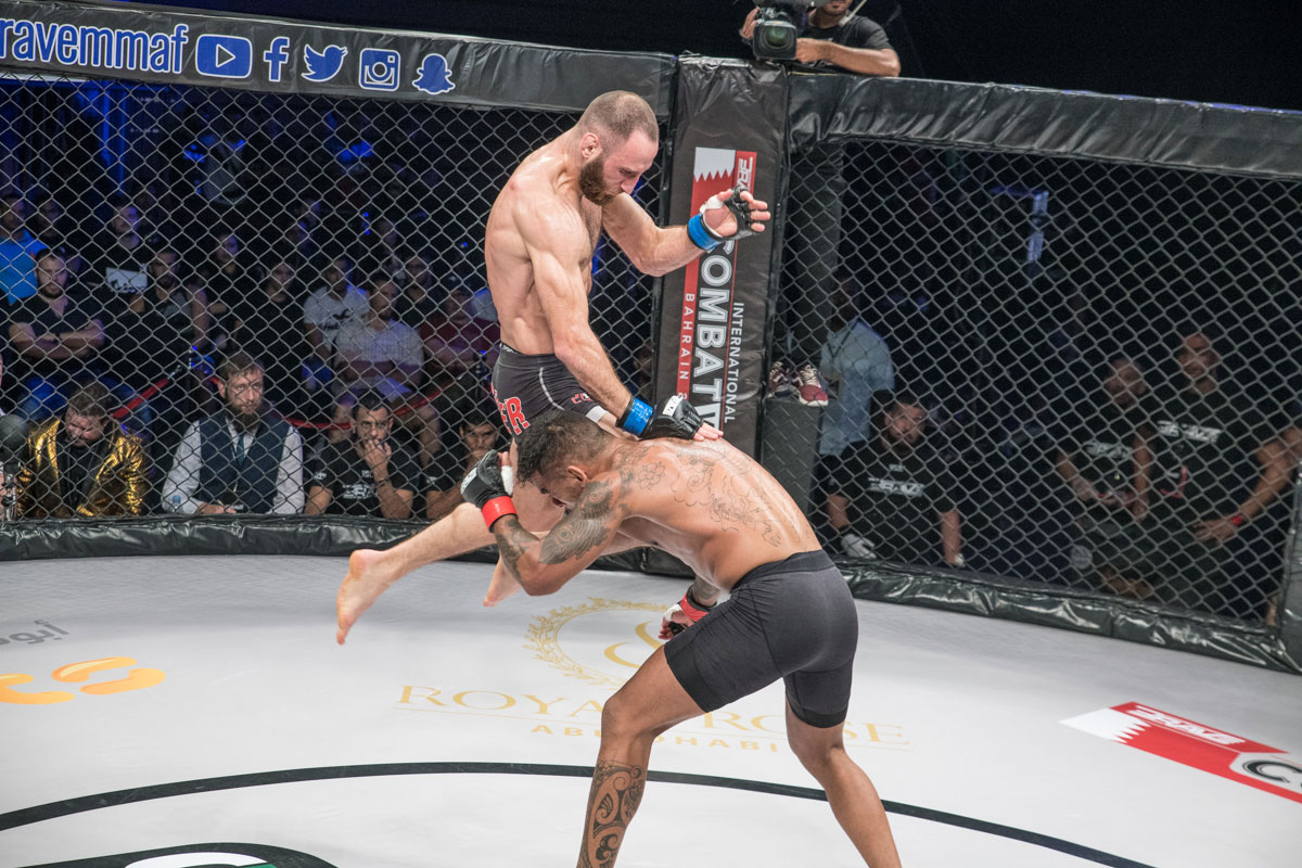 UFC gürcüstanlı döyüşçünü siyahıdan sildi