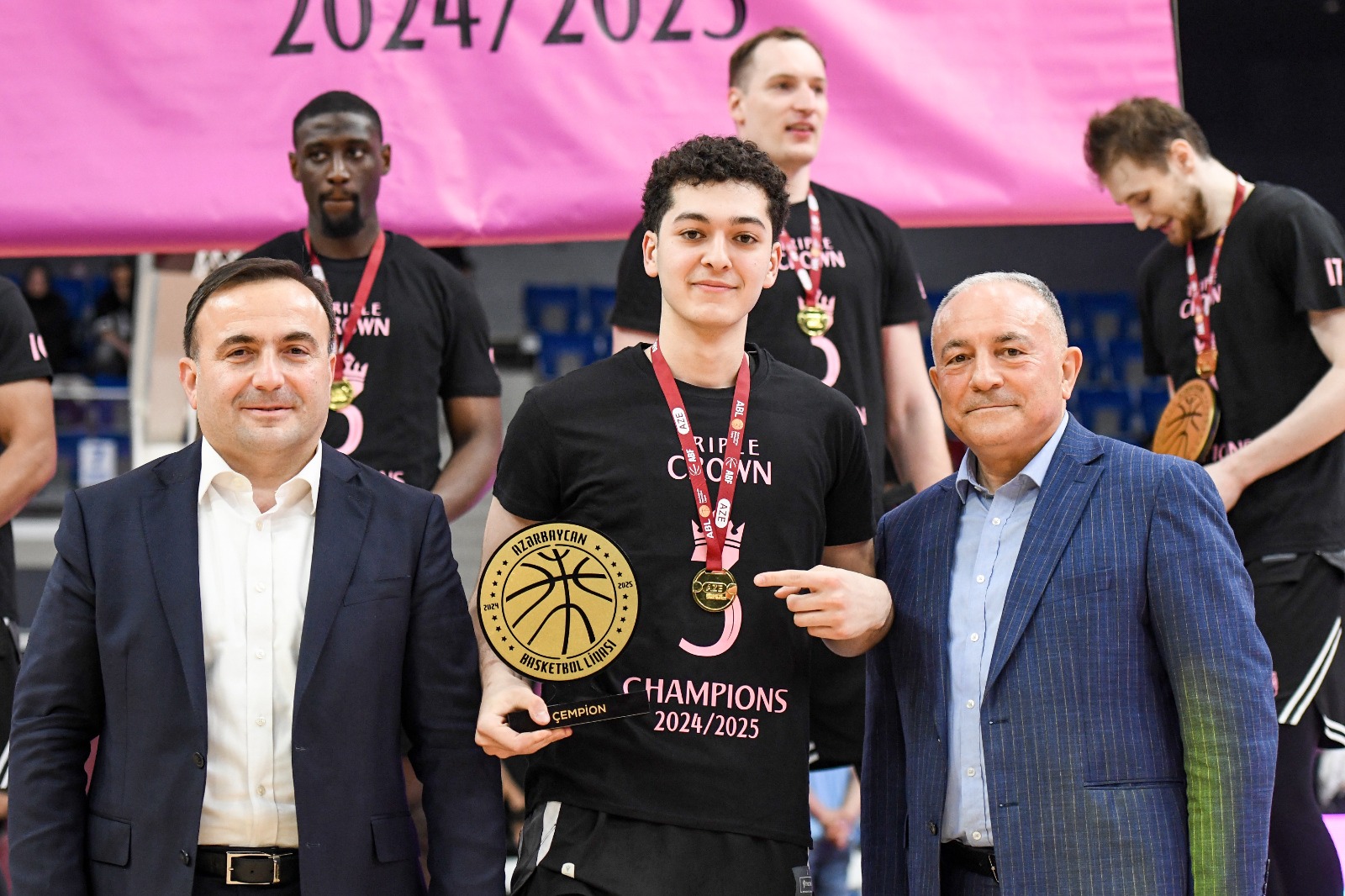 &quot;Sabah&quot; ardıcıl üçüncü dəfə Basketbol Liqasının qalibi oldu - FOTO