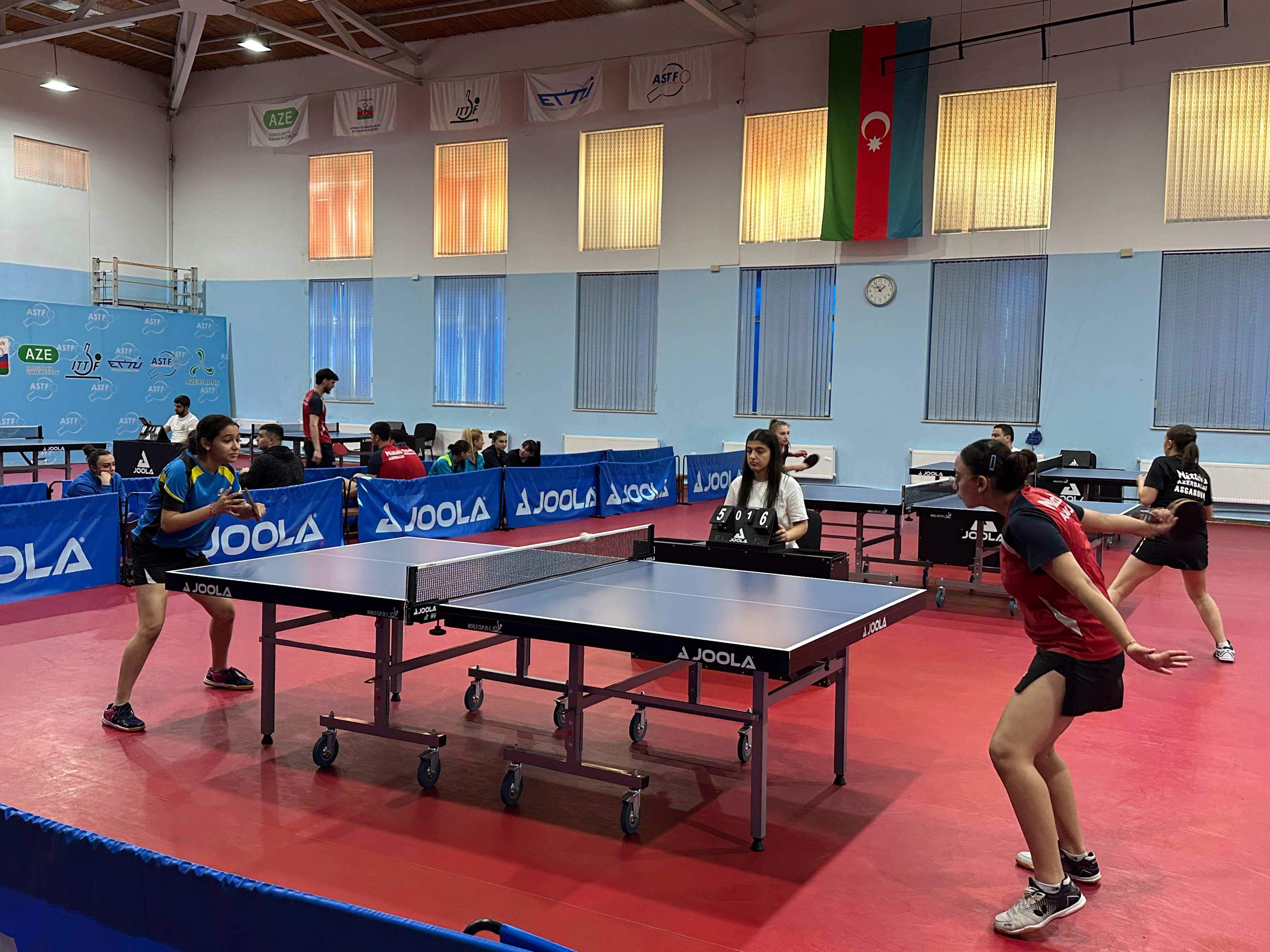 Stolüstü tennisçilərin Azərbaycan çempionatına start verildi
