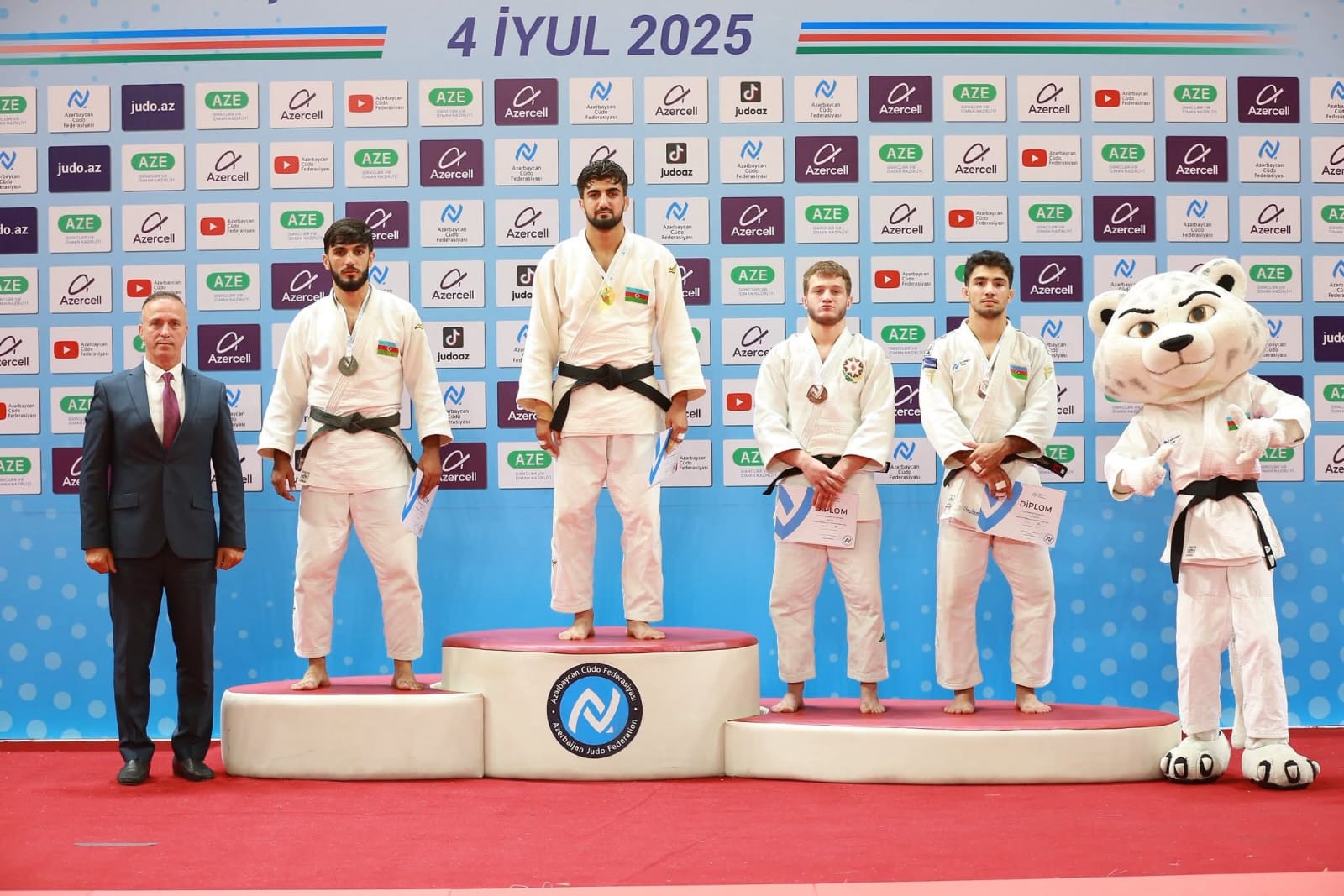 "Judo Club 2012"nin cüdoçularından daha bir uğur