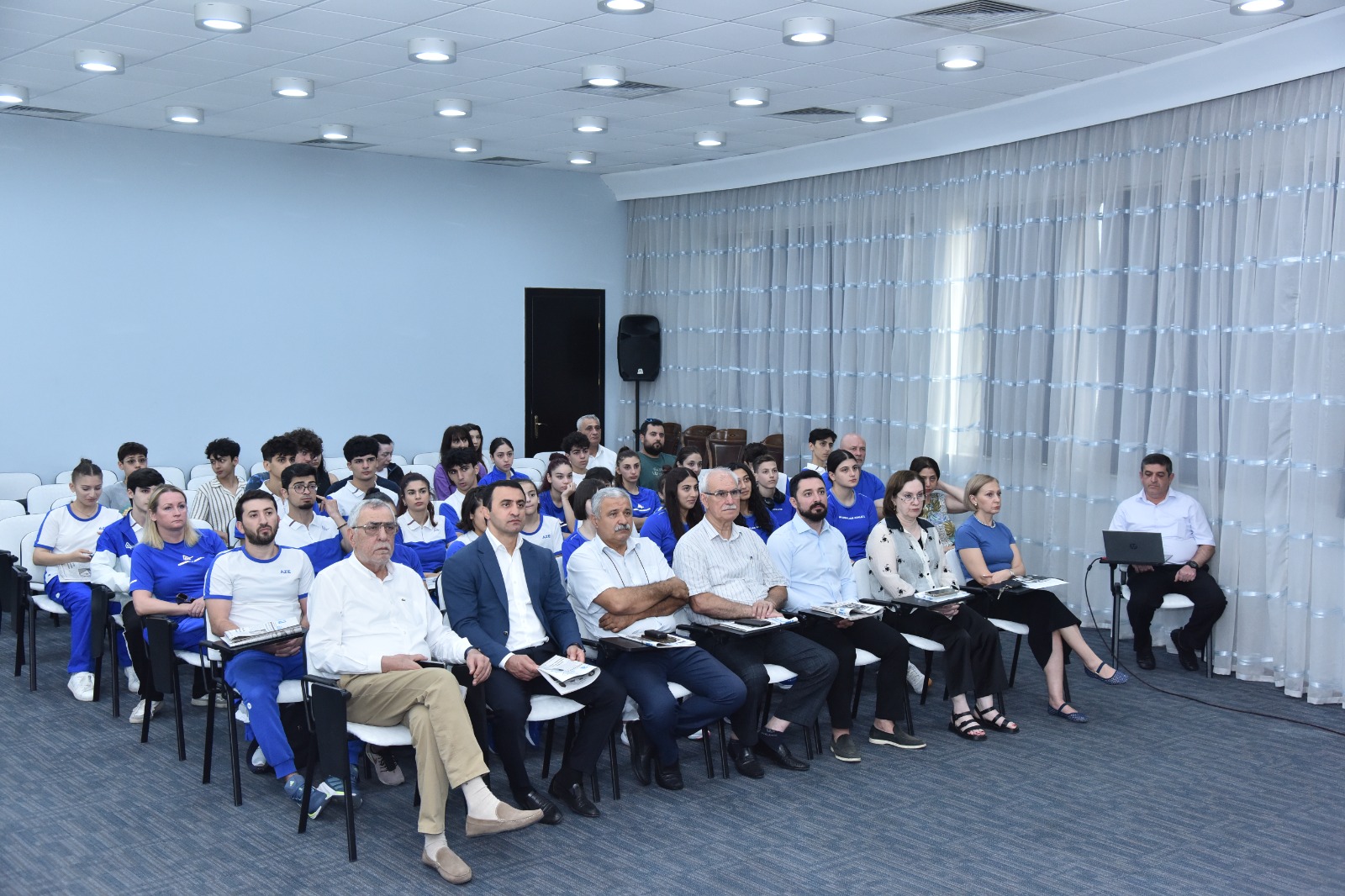 MOK-da XVIII Avropa Gənclər Olimpiya Festivalında ölkəmizi təmsil edəcək komandamızla görüş olub - FOTO