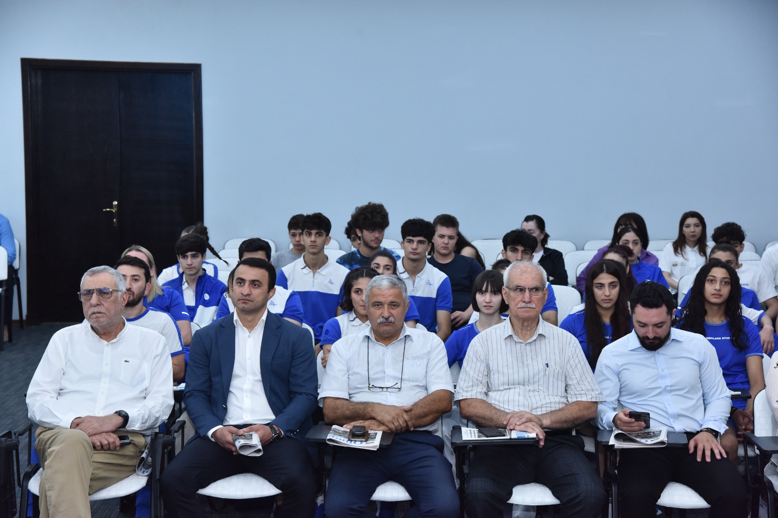 MOK-da XVIII Avropa Gənclər Olimpiya Festivalında ölkəmizi təmsil edəcək komandamızla görüş olub - FOTO