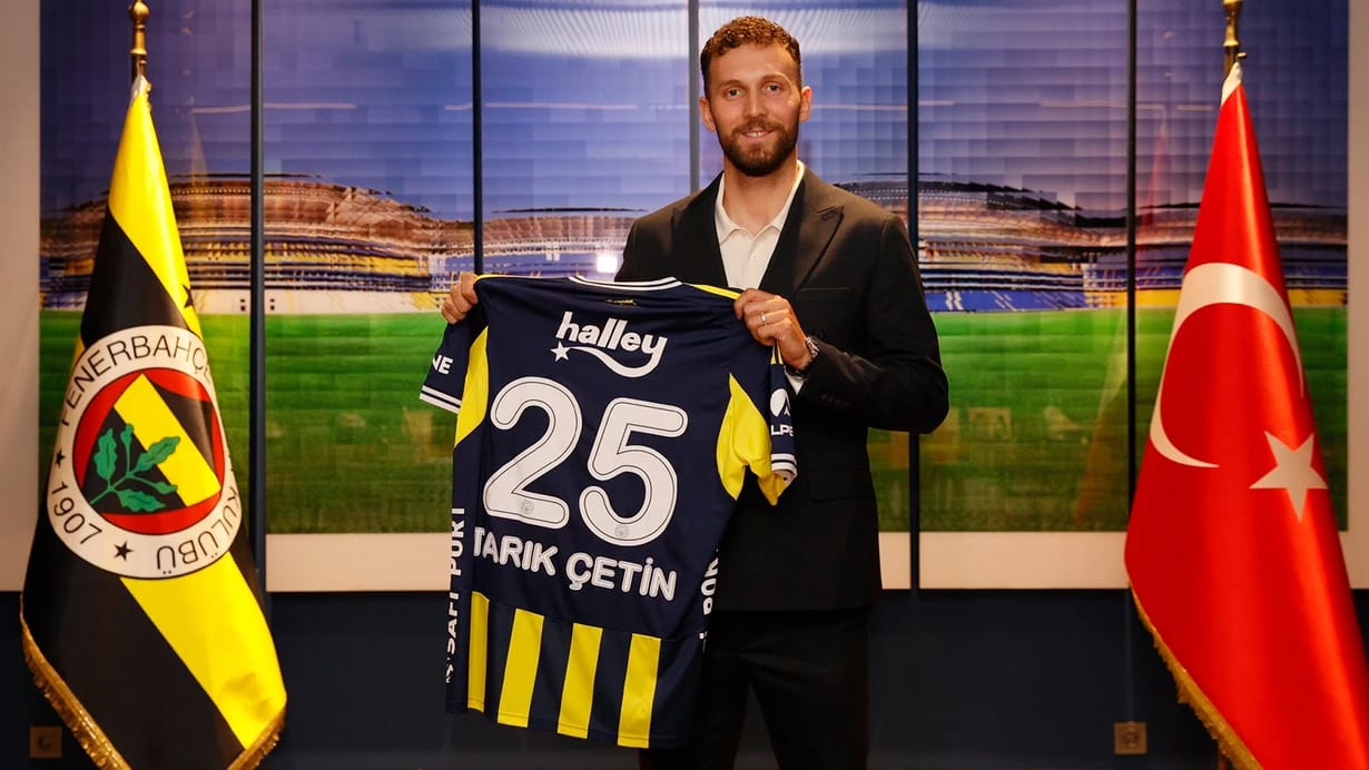 "Fənərbağça" yeni transferini açıqladı 