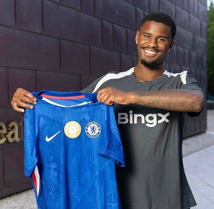 "Çelsi" növbəti transferini rəsmiləşdirdi