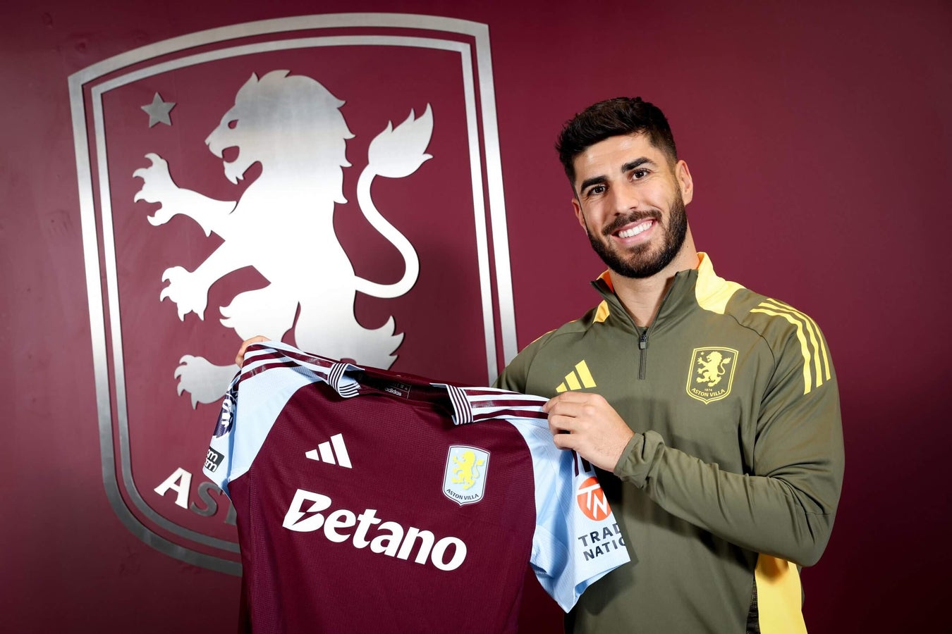 &quot;Aston Villa&quot; icarənin müddətini artırmaq istəyir
