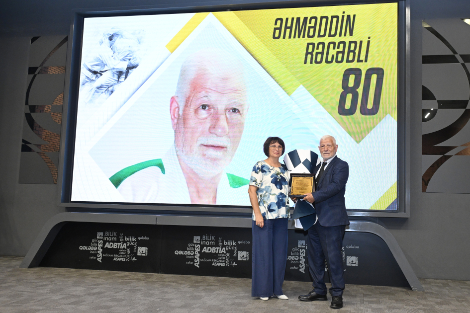 Azərbaycan cüdosunun canlı əfsanəsi Əhməddin Rəcəblinin 80 illik yubileyi qeyd olundu