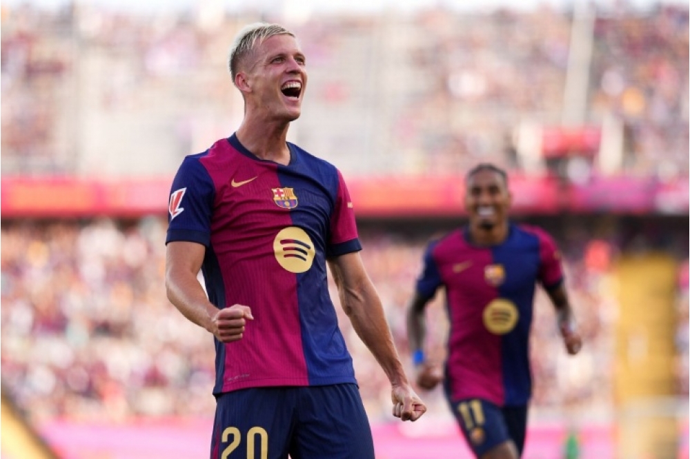 Dani Olmo qeydiyyatdan çıxarılır?