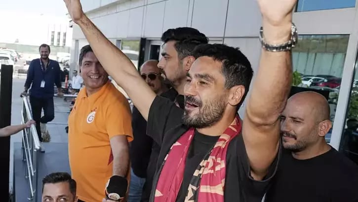 İstanbul nəhəngi "Mançester Siti"nin yarımmüdafiəçisini heyətinə cəlb edir