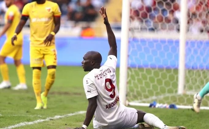Braziliyalılar Abubakarın transferinden imtina etdilər&nbsp;