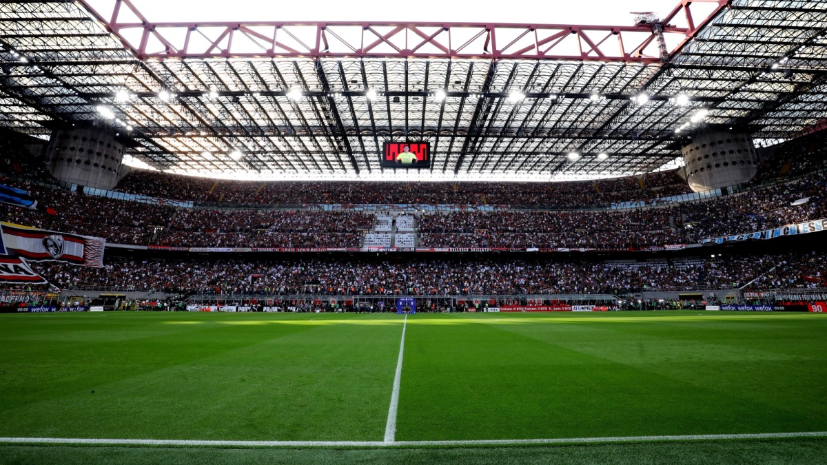 &nbsp;&quot;Bizim dəhşətli stadionlarımız var&quot;