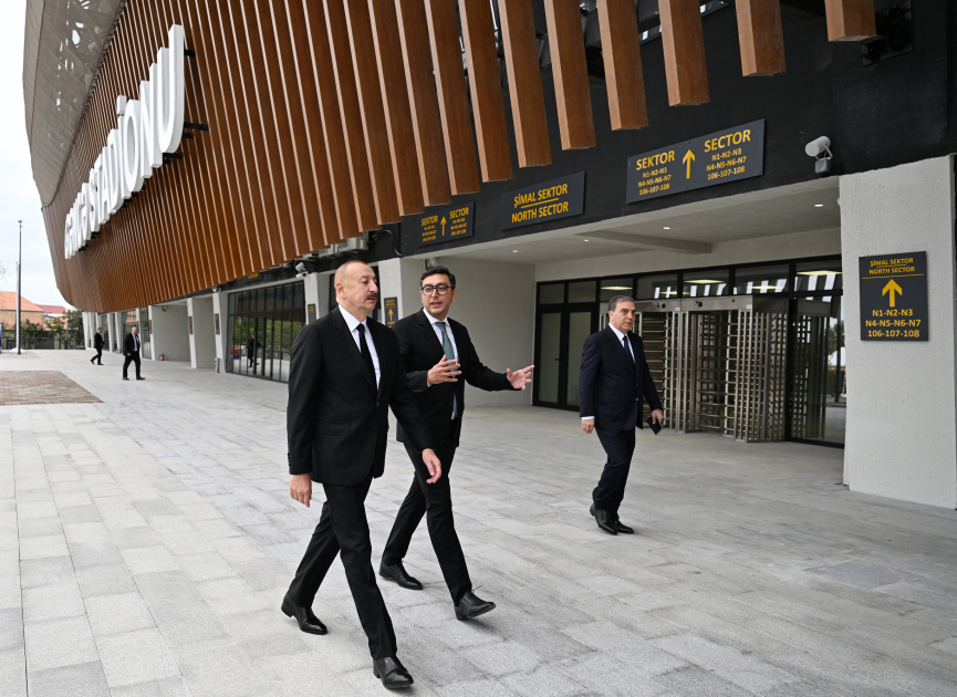 Prezident İlham Əliyev Gəncə şəhər stadionunun açılışında iştirak edib