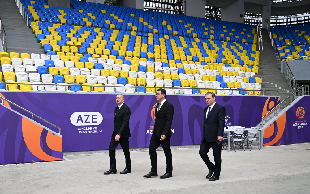 Prezident İlham Əliyev Gəncə şəhər stadionunun açılışında iştirak edib