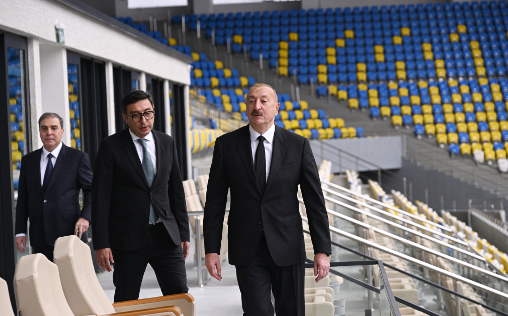 Prezident İlham Əliyev Gəncə şəhər stadionunun açılışında iştirak edib
